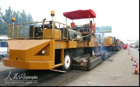 浙江熱再生出租 就地?zé)嵩偕?瀝青路就地?zé)嵩偕鷻C