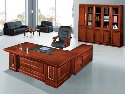 供應(yīng)辦公屏風(fēng)到班臺(tái)定做