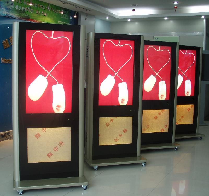 高速路景觀廣告機圖片