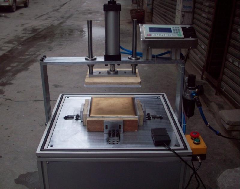 供應天地盒壓泡機