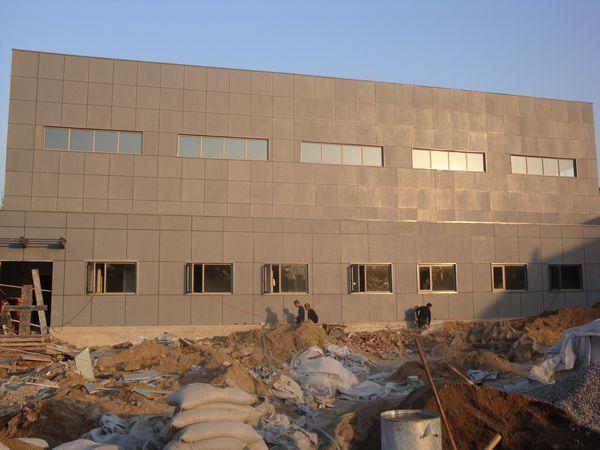 供應(yīng)纖維增強(qiáng)水泥壓力板