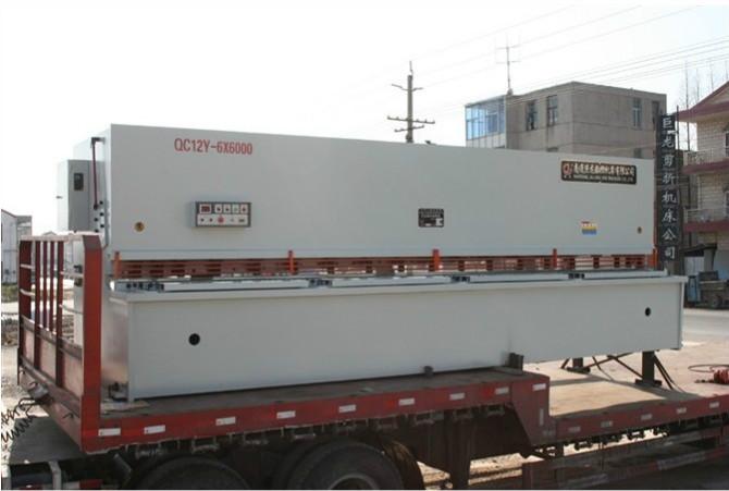 卷板機(jī)圖片/卷板機(jī)樣板圖 (3)