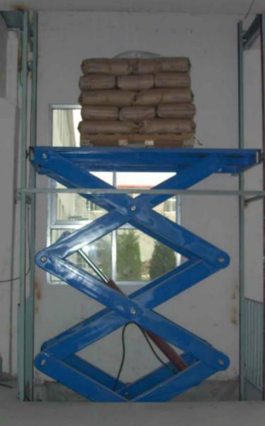 供應黑龍江優(yōu)質(zhì)載貨貨梯液壓升降平臺