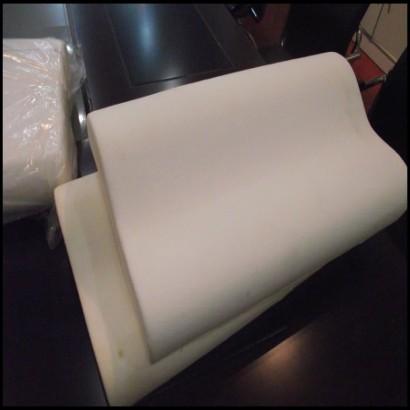 供應透氣天然乳膠枕頭