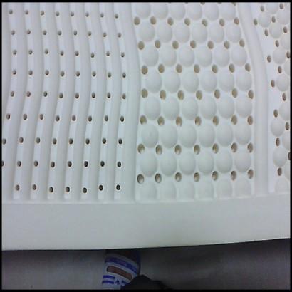 供應(yīng)優(yōu)質(zhì)海綿床墊