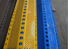 擋風(fēng)墻農(nóng)作物防風(fēng)網(wǎng)沙化天氣防塵網(wǎng)圖片