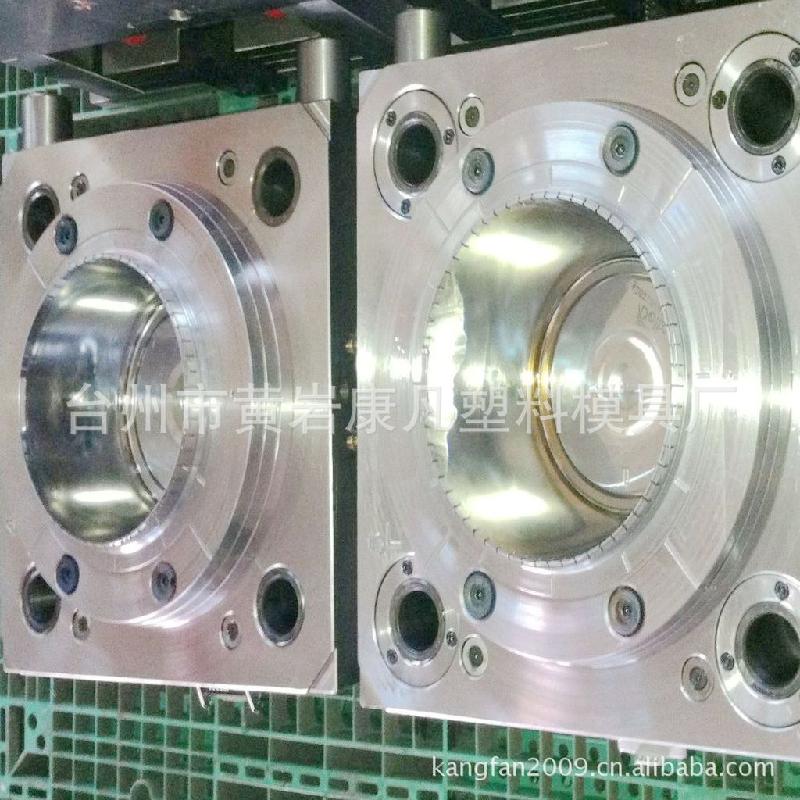 供應(yīng)塑料模具8升10升塑料油漆桶模具塑膠模具定做