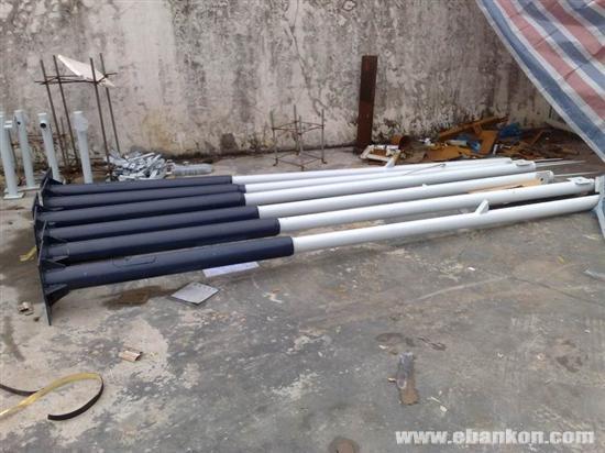 供應(yīng)山東7米監(jiān)控桿報價