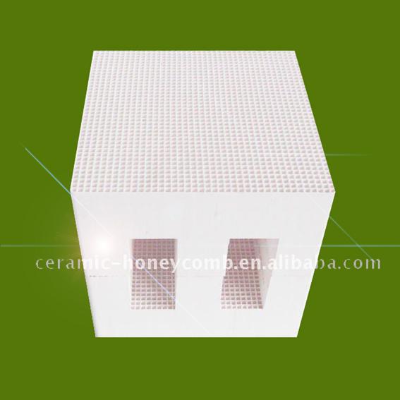 供應(yīng)純剛玉蜂窩陶瓷蓄熱體