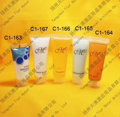 供應專業(yè)生產(chǎn)酒店客房一次性洗護用品