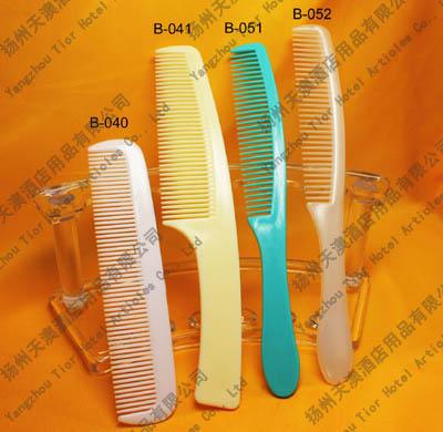 供應專業(yè)生產(chǎn)酒店客房一次性梳子tz酒店客房一次性梳子