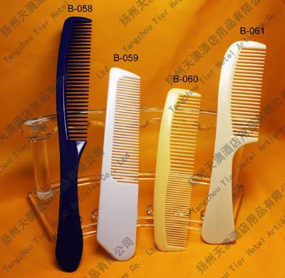 供應專業(yè)生產(chǎn)酒店客房一次性梳子tz酒店客房一次性梳子