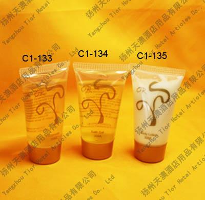 供應專業(yè)生產(chǎn)酒店客房一次性洗護用品