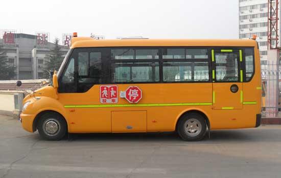 供應(yīng)校車/東風(fēng)37座幼兒園校車