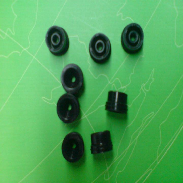 供應(yīng)硅膠防震套/硅膠保護(hù)套