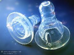 供應(yīng)7克標(biāo)口實(shí)感硅膠奶嘴批發(fā)