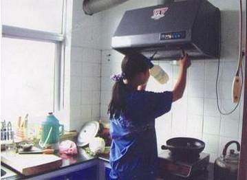 昆明五華區(qū)油煙機清洗圖片