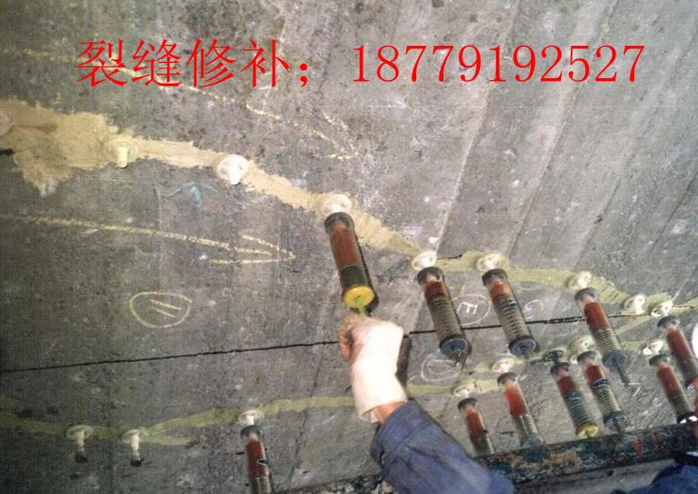 供應(yīng)東北三省鋼筋混凝土切割樓房混凝土切割加固粘鋼植筋貼碳纖維加固