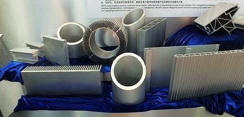 供應(yīng)功放機(jī)散熱器