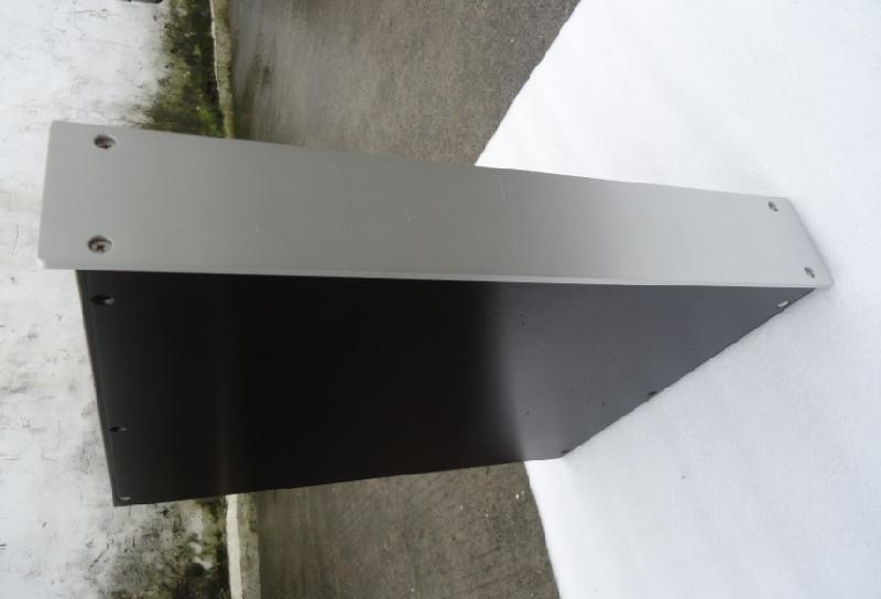 專業(yè)供應(yīng)功放鋁機(jī)箱電子產(chǎn)品機(jī)箱