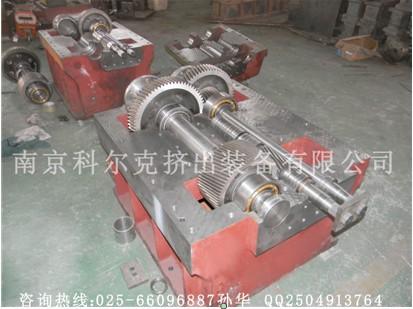 雙螺桿造粒機齒輪箱圖片