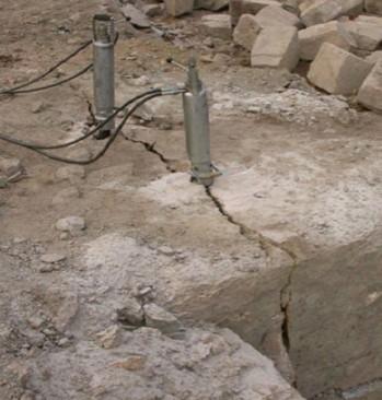 供應(yīng)內(nèi)蒙古靜態(tài)*設(shè)備液壓劈裂機(jī)