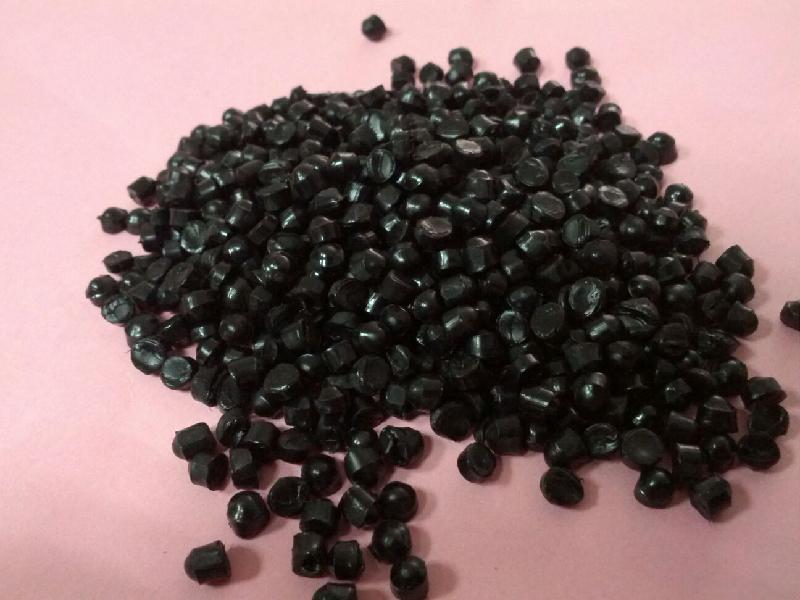 供應(yīng)25P黑色pvc插頭料/pvc插頭料生產(chǎn)廠家/pvc插頭料供應(yīng)商