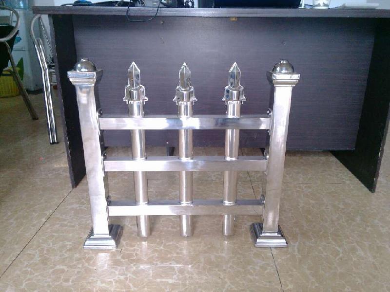 供應(yīng)護(hù)欄沖床/防盜沖床沖孔機(jī)/沖孔設(shè)備