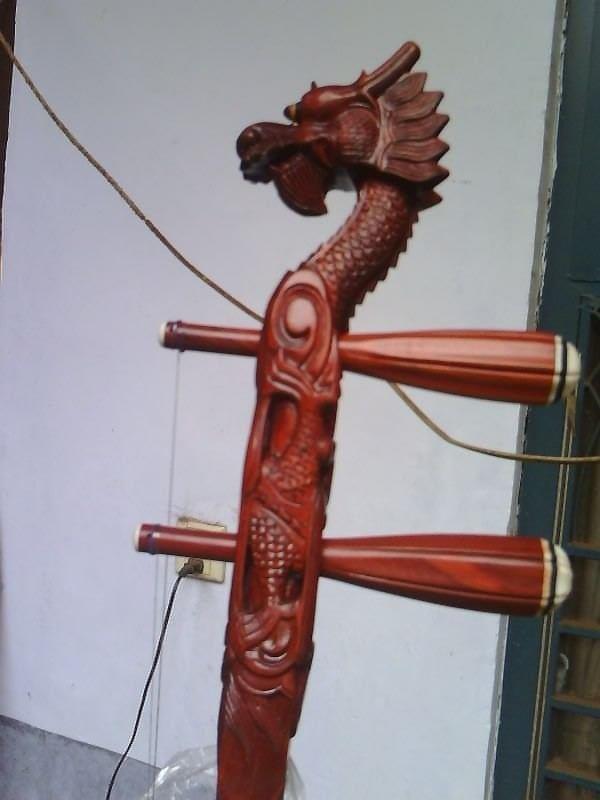 供應(yīng)南昌江華非洲小葉紫檀六角龍頭二胡