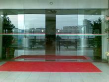 供應(yīng)咸陽定做全包地彈玻璃門無框玻璃門