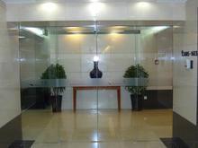 西安感應(yīng)門軌道維修更換圖片