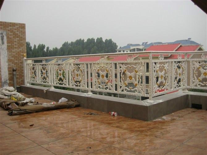 供應(yīng)圍欄的工程案例