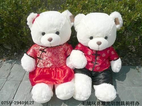 供應(yīng)玩具布娃毛絨激光切割機(jī)成都微距激光管0755-29409127