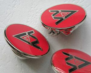 供應金屬胸牌制作/公司logo胸牌制作