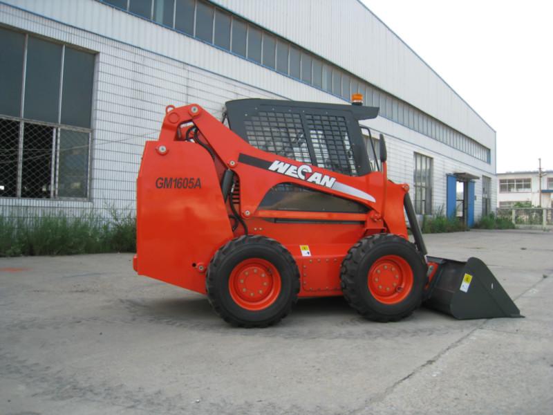 浙江滑移轉(zhuǎn)向裝載機(jī)圖片