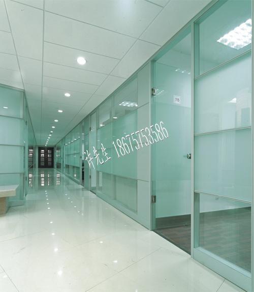 供應(yīng)九江玻璃隔斷，九江高隔間，專業(yè)生產(chǎn)與安裝技術(shù)