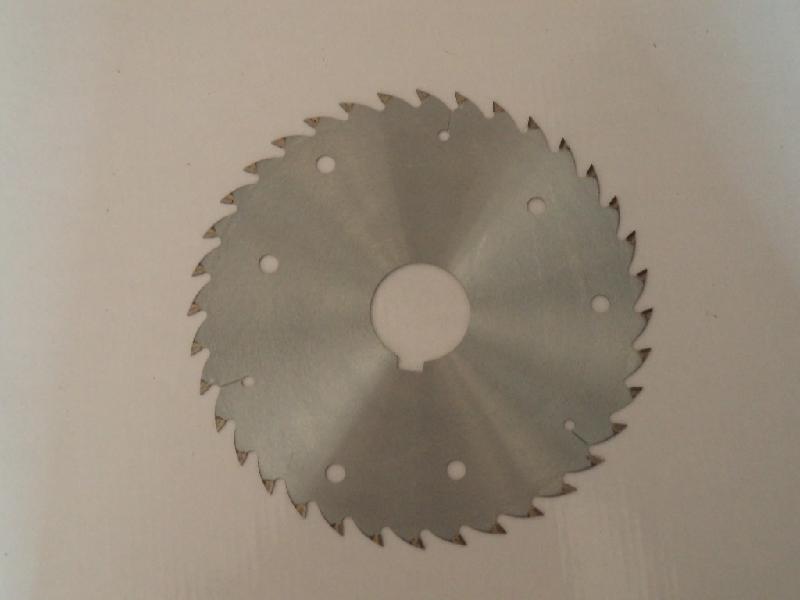 供應(yīng)杉木、樟子松等1821.24030T開料超薄多片鋸鋸片