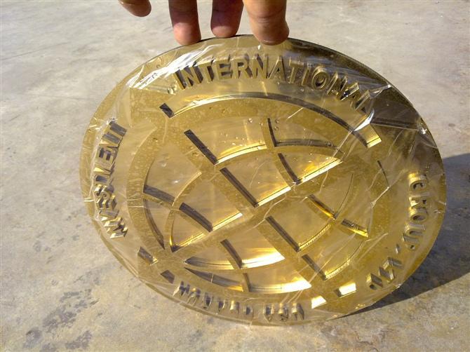 標(biāo)牌,金屬標(biāo)牌,亞克力標(biāo)牌,指示牌,科室牌,胸牌-佛山美錦標(biāo)識(shí)