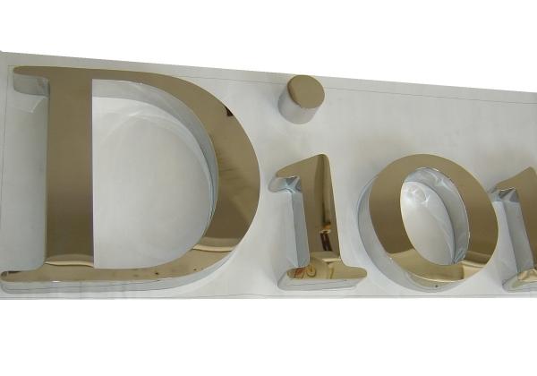 制造金屬字招牌，發(fā)光字標(biāo)識(shí),led數(shù)脂字制作公司