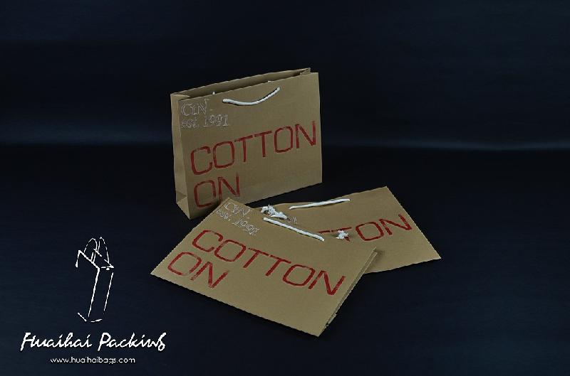 再生紙手提袋、購物袋廠家、外貿(mào)紙袋廠家、服裝袋廠家、上海包裝袋廠家