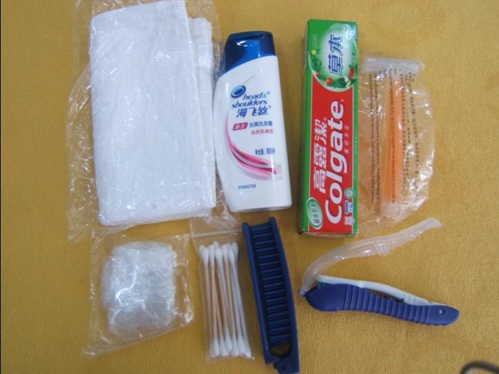 供應(yīng)旅游套裝一次性洗漱用品 旅行輕便日常用品套裝