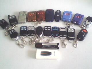 日照維修車庫門 配車庫門 電動伸縮門遙控器【百合車庫門業(yè)】