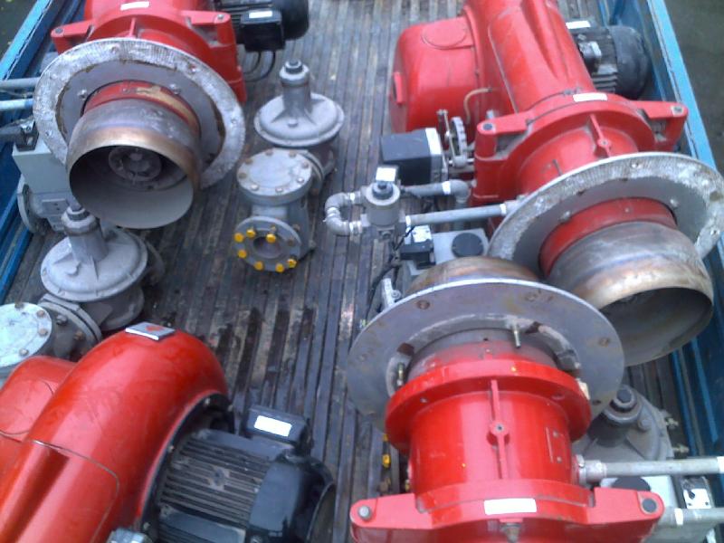 供應二手燃油鍋爐批發(fā)燃氣鍋爐代理