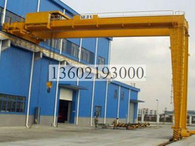 天津半門(mén)式起重機(jī)圖片