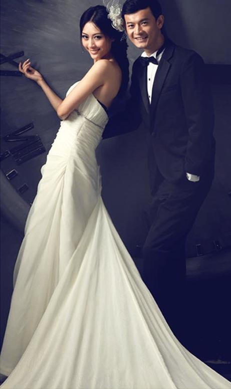 供應(yīng)泉州西服西裝供應(yīng)