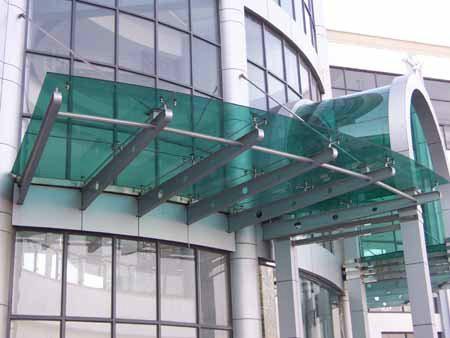 供應嘉興玻璃雨棚