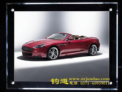 供應(yīng)水晶燈箱制作過程