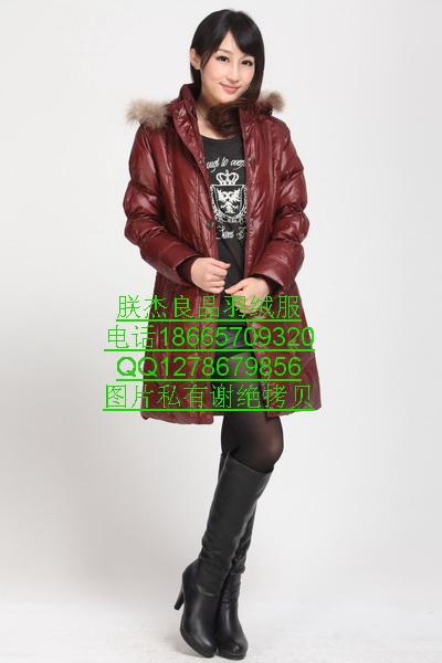 供應(yīng)聊城外貿(mào)服裝批發(fā)