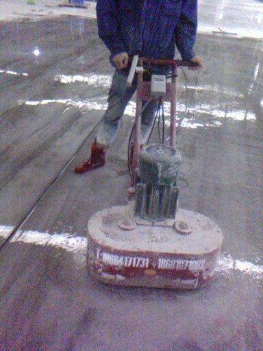 供應(yīng)混凝土密封固化劑的特點(diǎn)