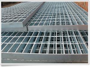 供應(yīng)鋼格板規(guī)格熱鍍鋅鋼格板 鋼格柵板